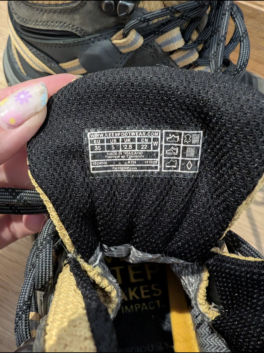 KEEN Kids Grey and Yellow Hiking Boots - Picture 6 of 7